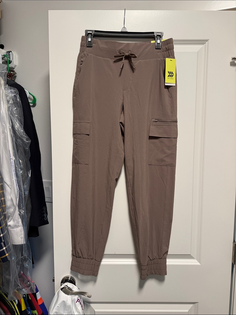 all in motion Taupe Brown Cargo Joggers with Drawstring